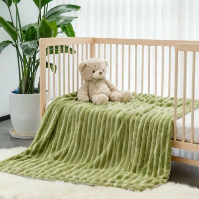 Rabbit fur fleece multi-functional thickened throw blanket – ideal as an office nap blanket, sofa throw, or shawl